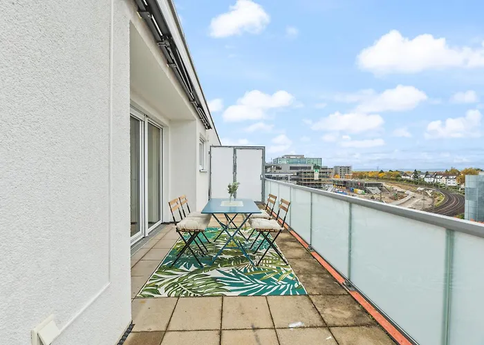 Design-Apartment - Kueche - Dachterrasse - Zentral